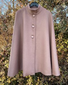 mantella donna rosa 4